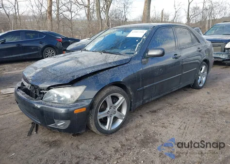 2004 Lexus Is 300 from USA, damaged, VIN JTHBD192240086388